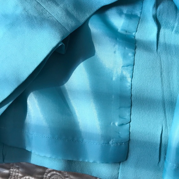 Robin egg blue color:Jones New York silk skirt suit sz 6 - Picture 6 of 7
